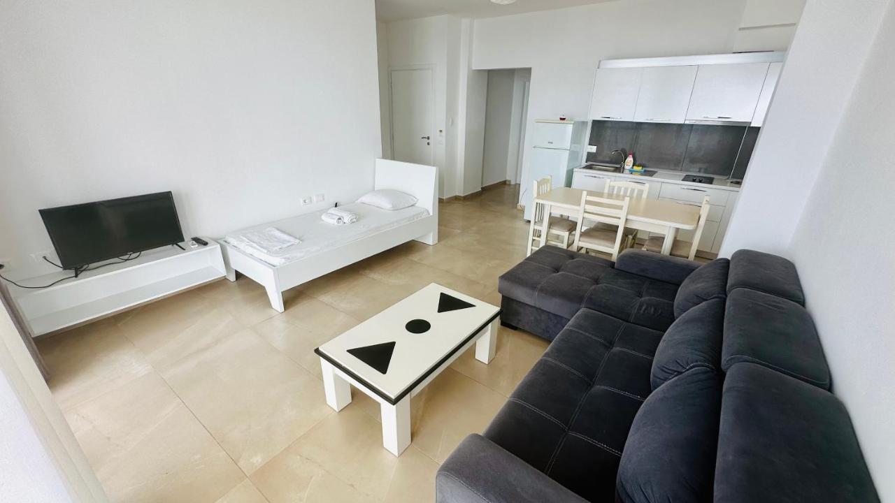 Jico Travel - Villa Colombo Vlorë Extérieur photo