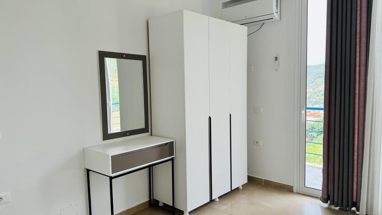 Jico Travel - Villa Colombo Vlorë Extérieur photo